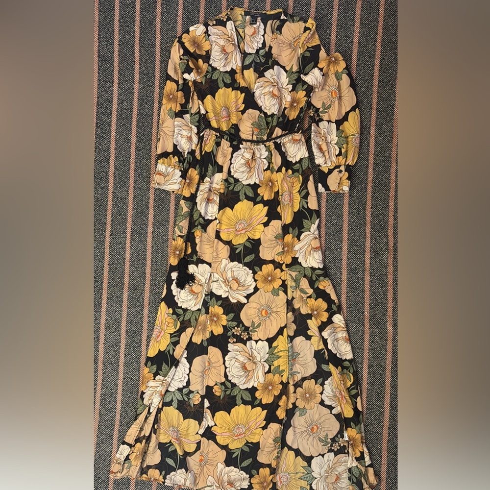 Black and Yellow Floral Long Sleeve Dress